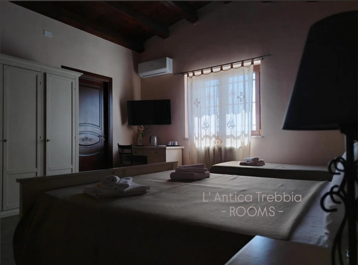 L' Antica Trebbia - Rooms Caltanissetta Exterior photo